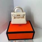 Hermes Mini Kelly Bag Epsom White Gold Hardware 20Cm - Image 3