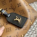 Louis Vuitton Atlantis BB Monogram Reverse Coated Canvas 18Cm M46816 - Image 9