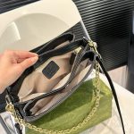 Gucci Gg Emblem Small Shoulder Bag Black Leather 23Cm - Image 5