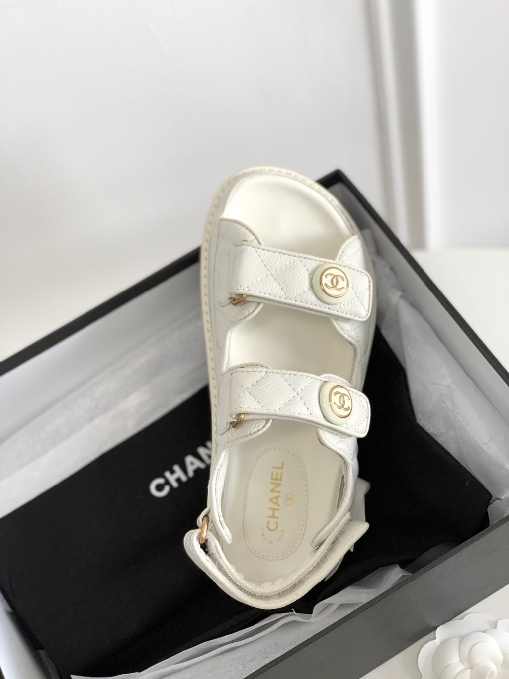 Chanel Cc Button Velcro White Sandals Grained Leather - Image 5