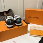 Louis Vuitton Trainer Sneaker Black And White 1A9Jgb - Image 5