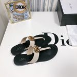 Gucci Thong Sandals With Double G White Leather ‎497444 A3N00 9022 - Image 5