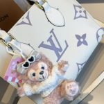 Louis Vuitton Onthego PM Dove White 25Cm - Image 6