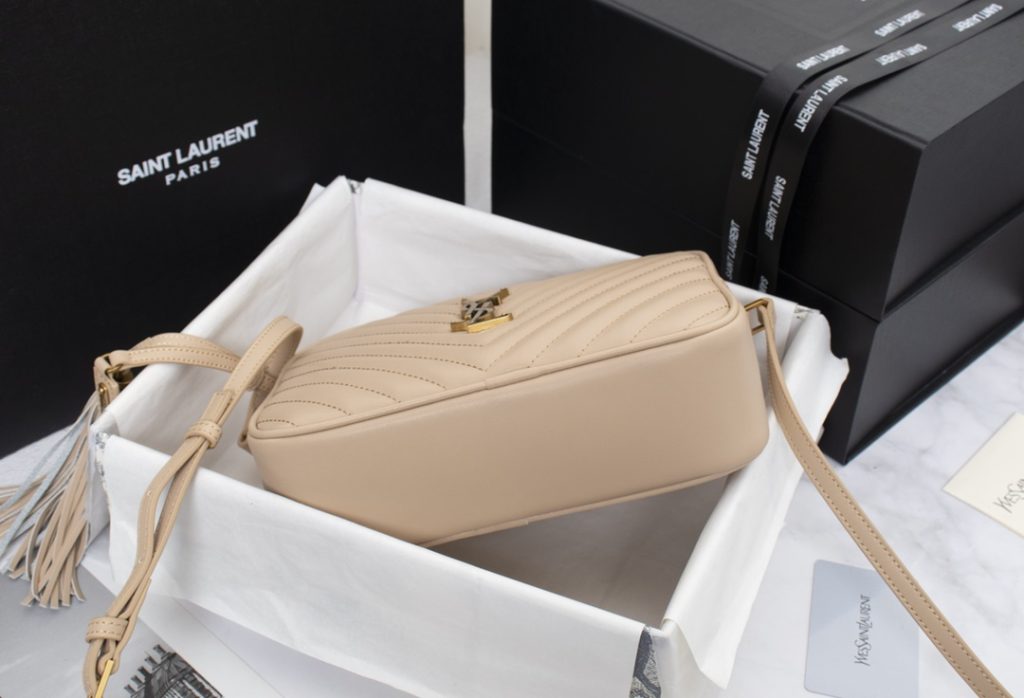 Saint Laurent Lou Camera Bag In Quilted Leather Beige Gold 23cm 612544DV7072721 - Image 8
