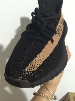YEEZY BOOST 350 V2 - Image 4