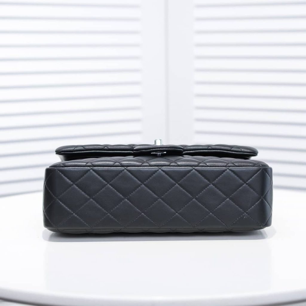 Chanel Classic Flap Medium Quilted Leather Shoulder Bag Black 25cm A01113 Y01480 94305 - Image 5