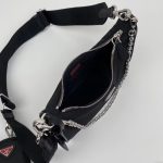 Prada Re Edition 2005 Re Nylon Black Red 22cm 1BH204 064 F0DL1 V I1L - Image 6