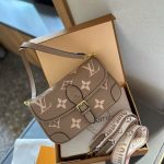 Louis Vuitton Diane Monogram Empreinte Leather Beige 24Cm M46583 - Image 3