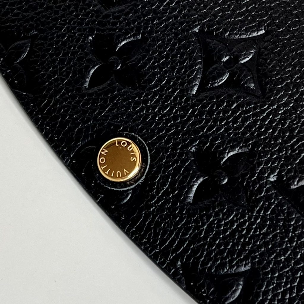 Louis Vuitton Emilie Wallet Black 19Cm M62369 - Image 7