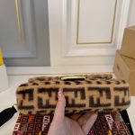 Fendi Baguette Sheepskin Bag Brown 26Cm - Image 9