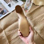 Gucci Women's Horsebit Pump Beige Leather - Image 8