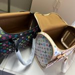 Louis Vuitton X Takashi Murakami Dog Bag Multicolore Blanc 40Cm M13741 - Image 7