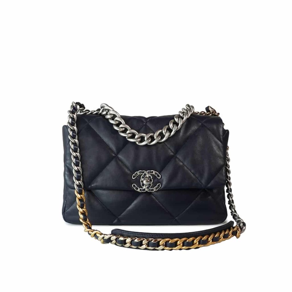 Chanel 19 Series Classic Double C Logo Silver Turn Buckle Black 31cm - Image 2