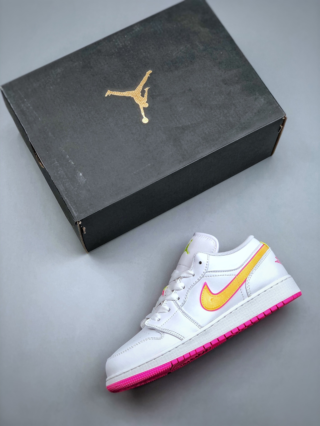 Air Jordan 1 Low - Image 4