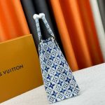 Louis Vuitton By The Pool On The Go MM Tote Bag Blue 34Cm - Image 5