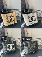 Chanel Cc Shopping Bag With Chain Leather White 32Cm - Image 4