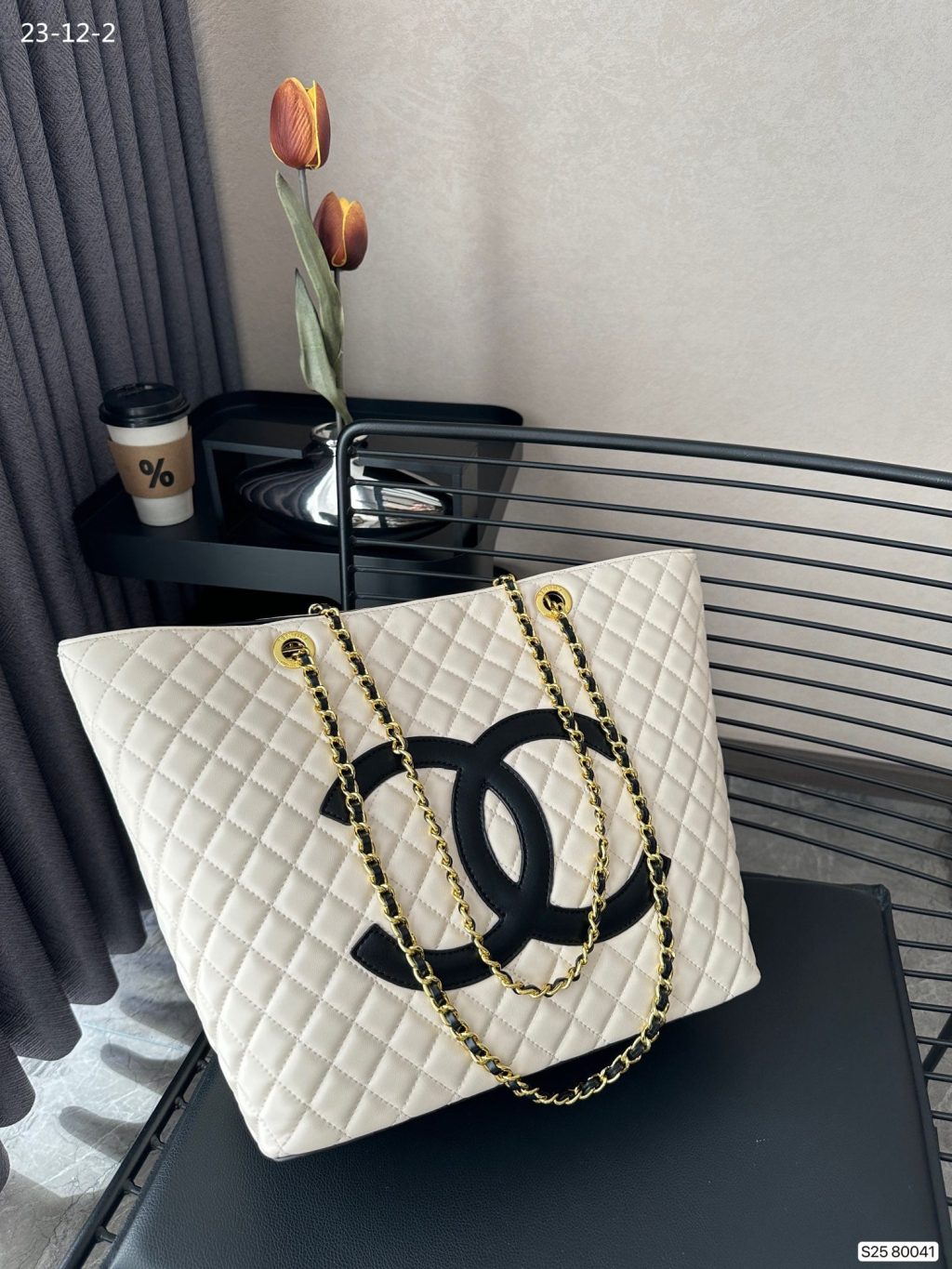 Chanel Cc Shopping Bag With Chain Leather White 32Cm - Image 3