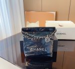 Chanel 22 Handbag Black 22Cm - Image 3