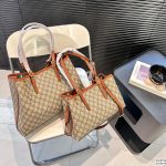 Gucci Gg Emblem Small Tote Bag Beige And Dark Brown 31Cm - Image 4