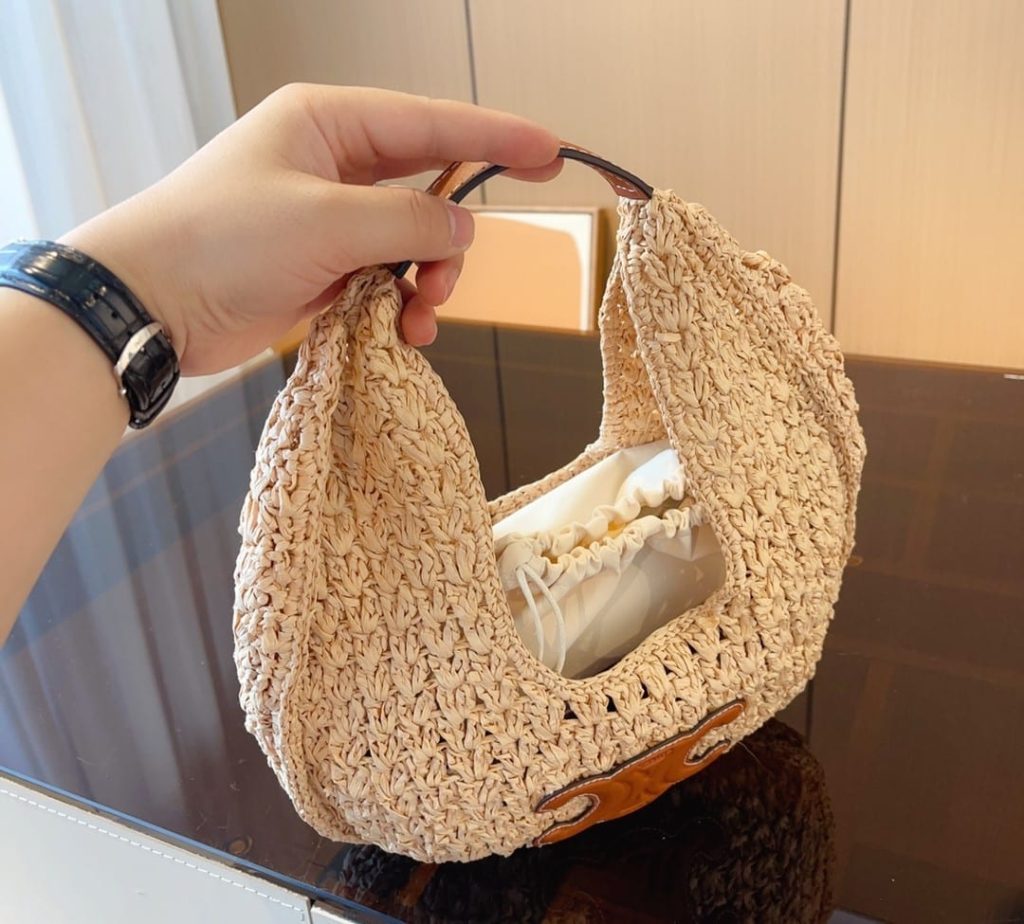 Celine Classic Panier Hobo Bag In Raffia And Calfskin Natural Tan 30Cm 112772Eyr 02Nt - Image 7