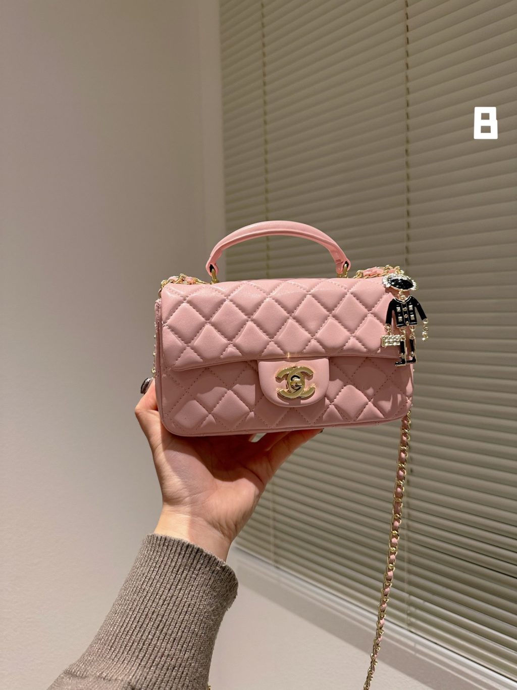 Chanel Mini Flap Bag With Top Handle Lion Charm Pink 21Cm - Image 3