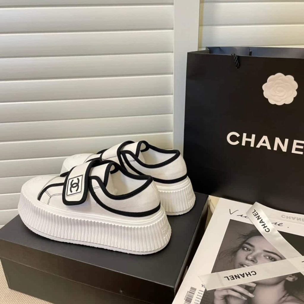 Chanel White Cc Cap Toe Slipon Sneaker White - Image 7
