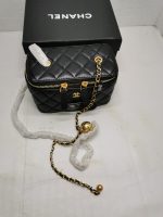 Chanel Pearl Crush Vanity Case With Chain In Black 17Cm - Image 6