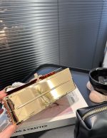 Chanel Flap Bag Gold Metal 18Cm - Image 6