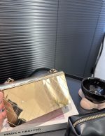 Chanel Flap Bag Gold Metal 18Cm - Image 7