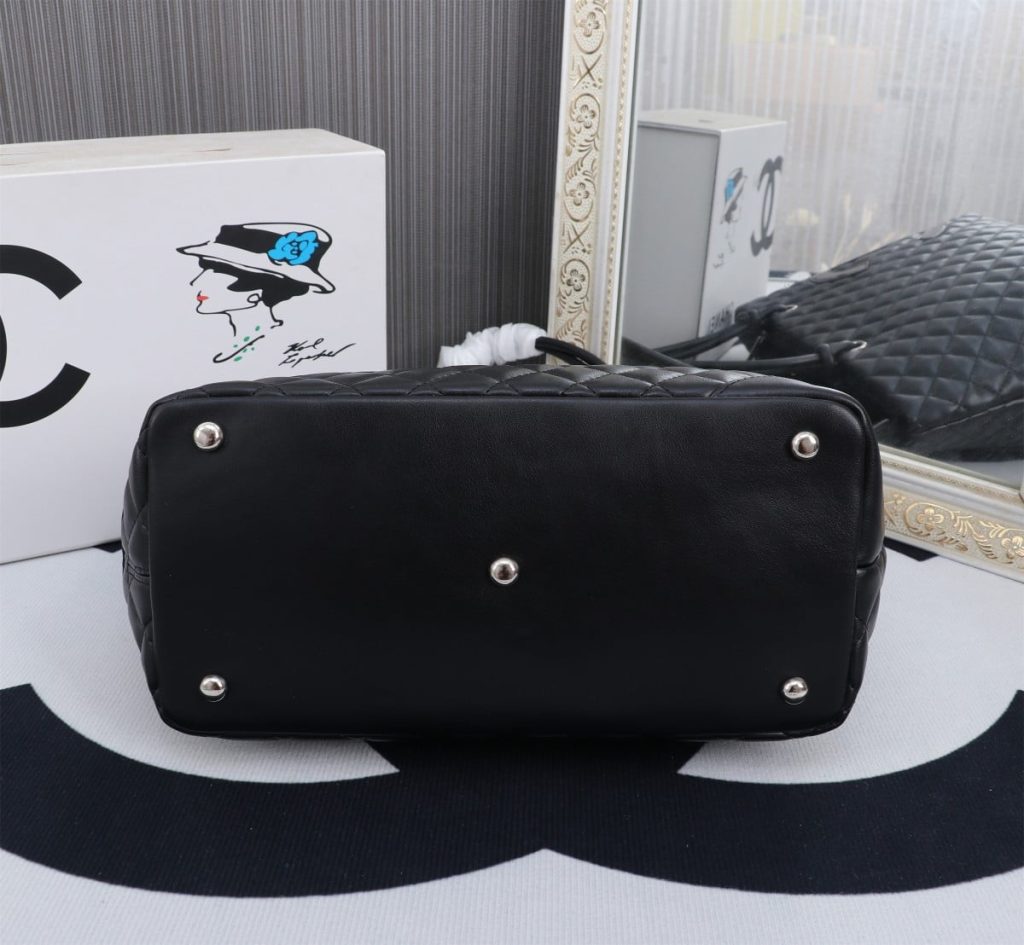 Chanel Cambon Line Large Tote Bag In Black 41Cm A25169 - Image 8