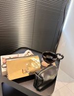 Chanel Flap Bag Gold Metal 18Cm - Image 9