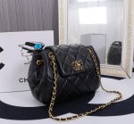 Chanel Mix Accordion Cc Flap Bag Quilted Glazed Leather Black 23Cm - Image 10