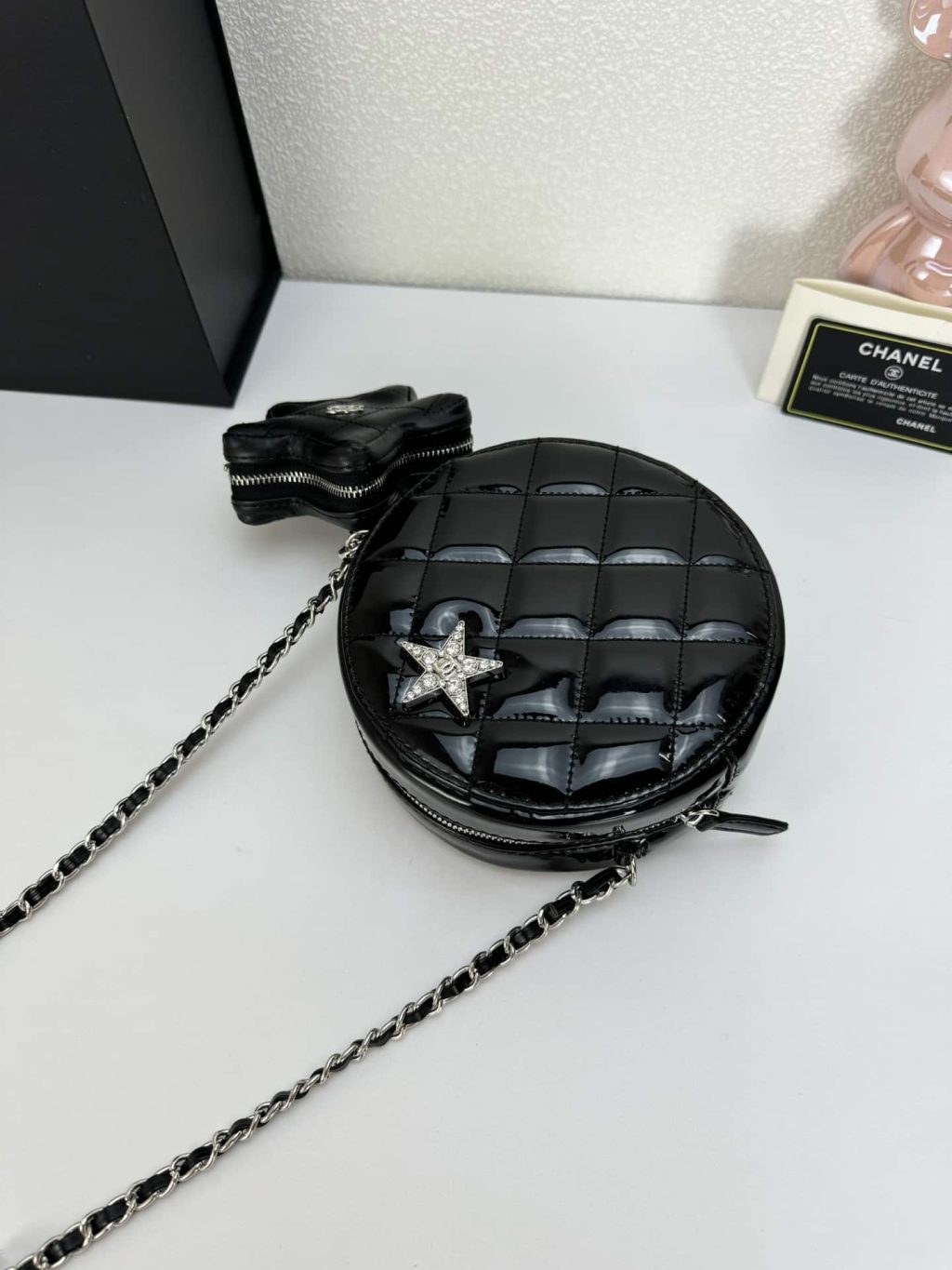 Chanel Round With Charm And Star Coin Purse Black 15Cm - Image 4