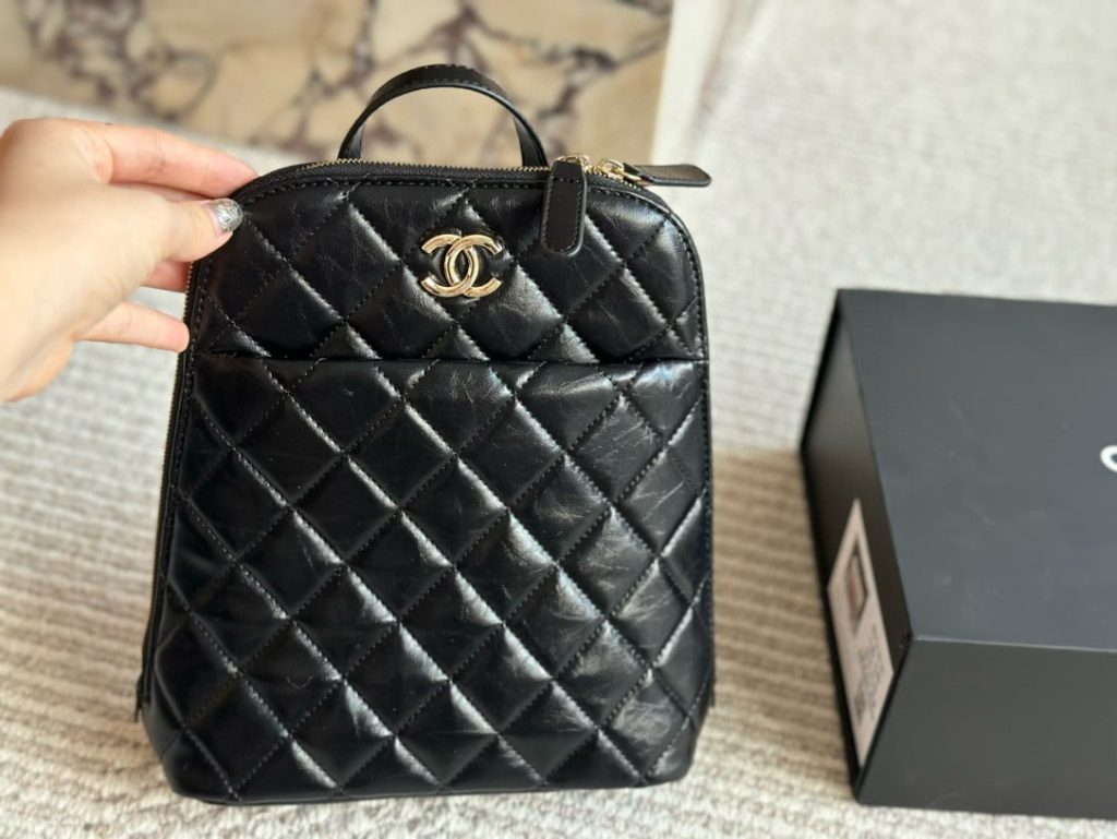 Chanel My Pocket Backpack Shiny Black 24cm - Image 3