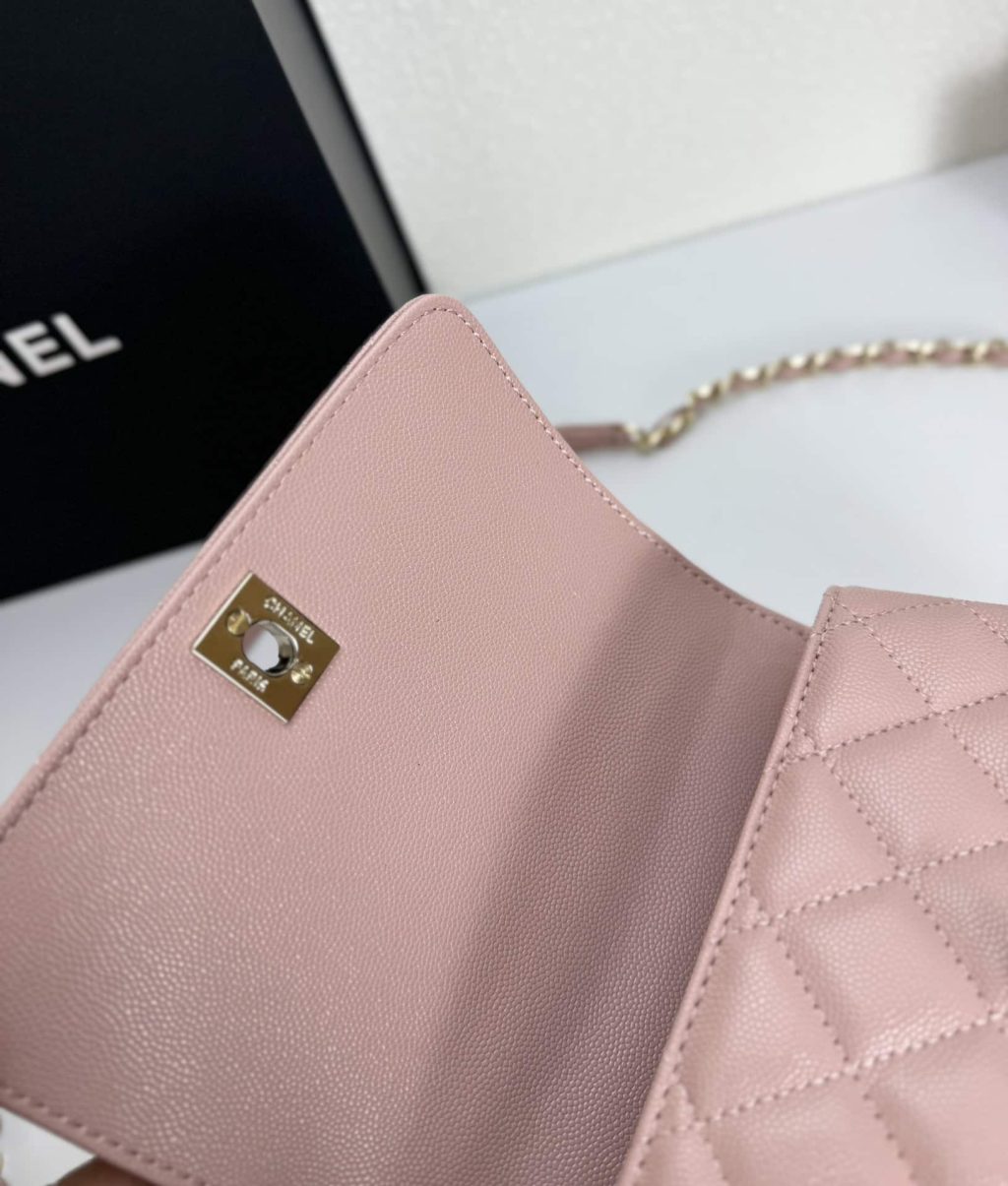 Chanel Small Coco Handle Light Pink Caviar Light Gold Hardware 20Cm - Image 7