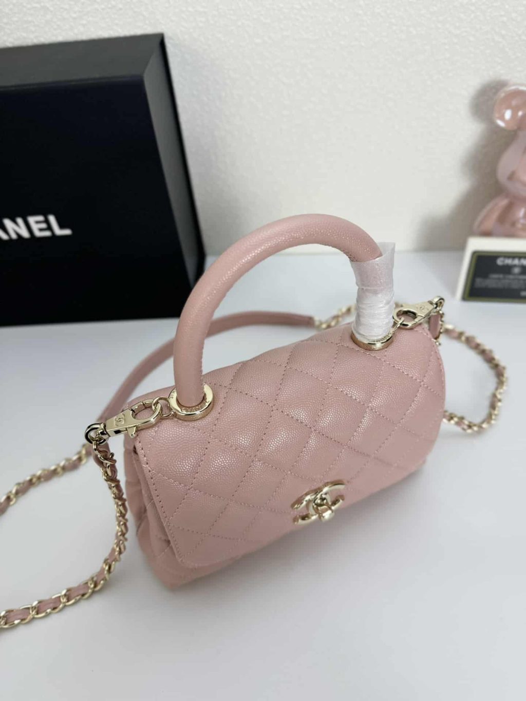 Chanel Small Coco Handle Light Pink Caviar Light Gold Hardware 20Cm - Image 8