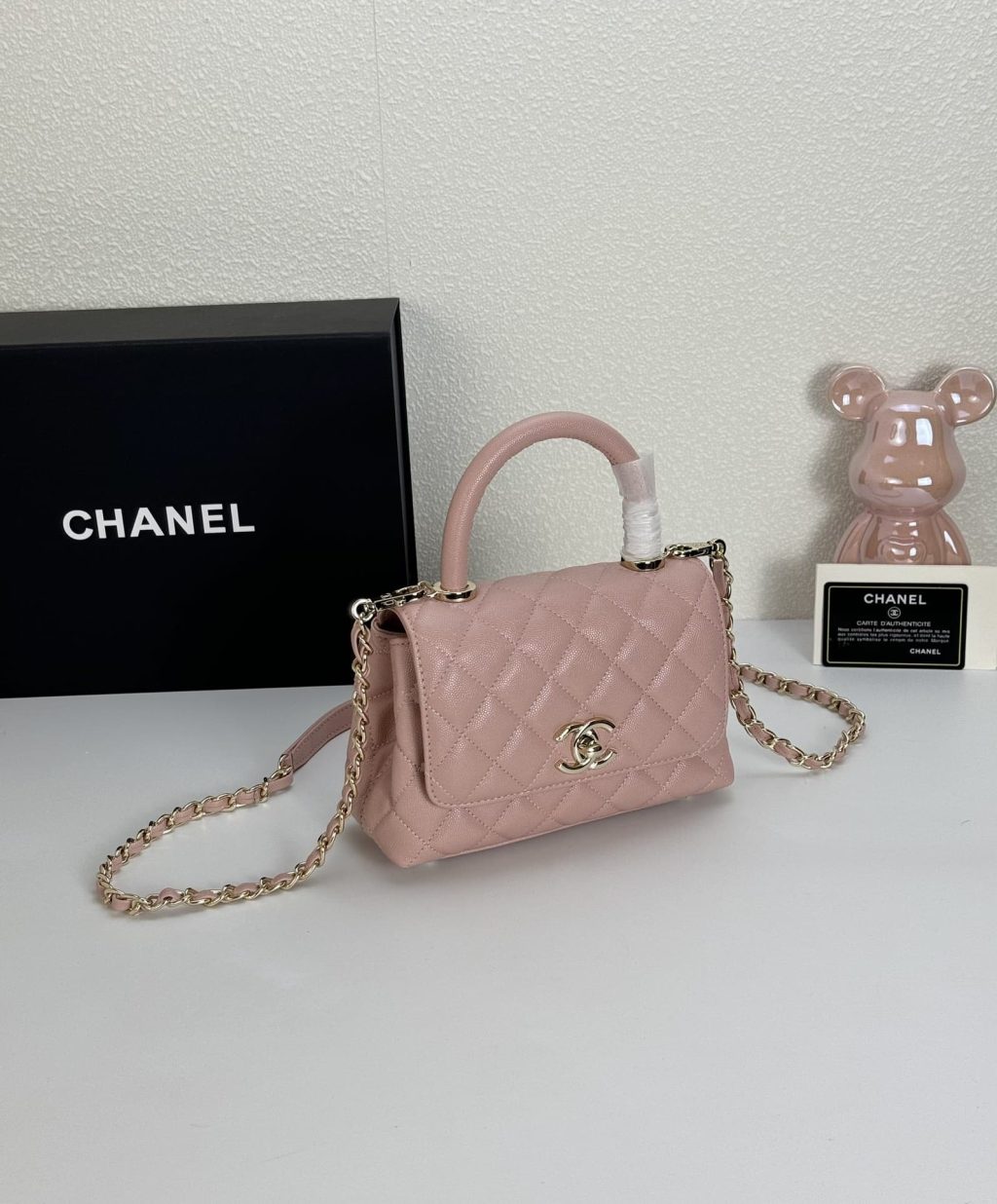 Chanel Small Coco Handle Light Pink Caviar Light Gold Hardware 20Cm - Image 9