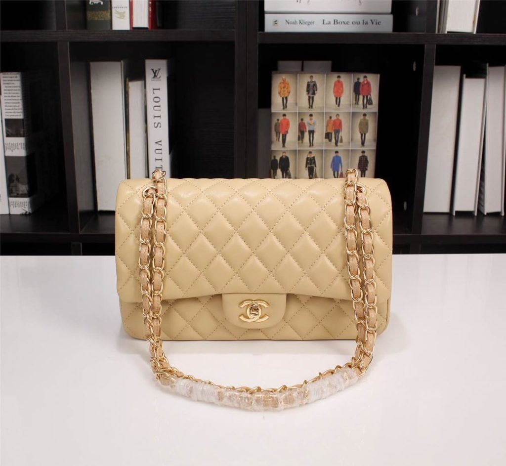 Chanel Classic Flap Beige Gold Hardware 25Cm - Image 3