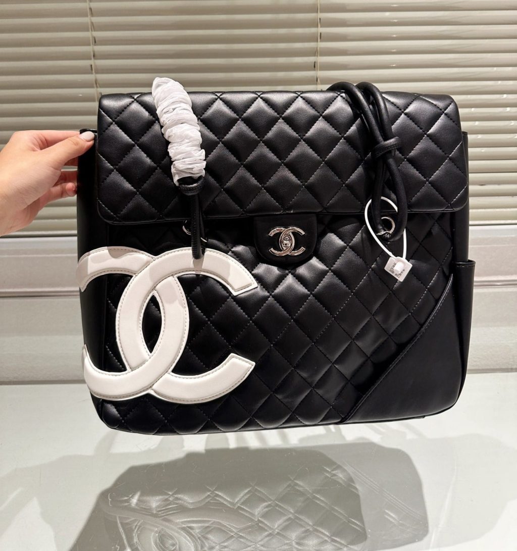 Chanel Cambon Flap Tote Quilted Leather Black 36Cm - Image 4