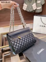 Chanel Timeless Cc Flap Maxi Black 31Cm - Image 8