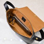 Louis Vuitton Low Key Messenger Black 30cm M13148 - Image 4