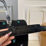 Louis Vuitton Keepall Bandoulière Black Denim 40cm - Image 4