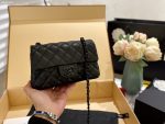 Chanel Flap Bag Black 20Cm - Image 3