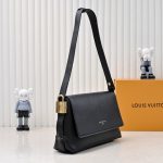 Louis Vuitton Low Key Messenger Black 30cm M13148 - Image 5