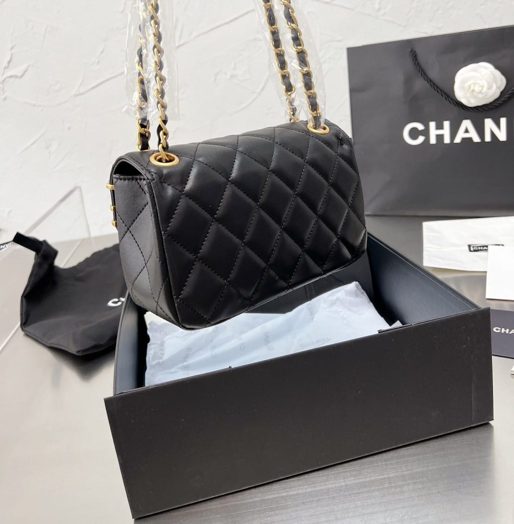 Chanel Quilted Mini Coco Clips Flap Gold And Ruthenium Hardware Black 20Cm - Image 8