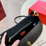 Valentino Garavani Ohval Shoulder Bag Black 28Cm 5W2B0N88Cvc 0No - Image 7