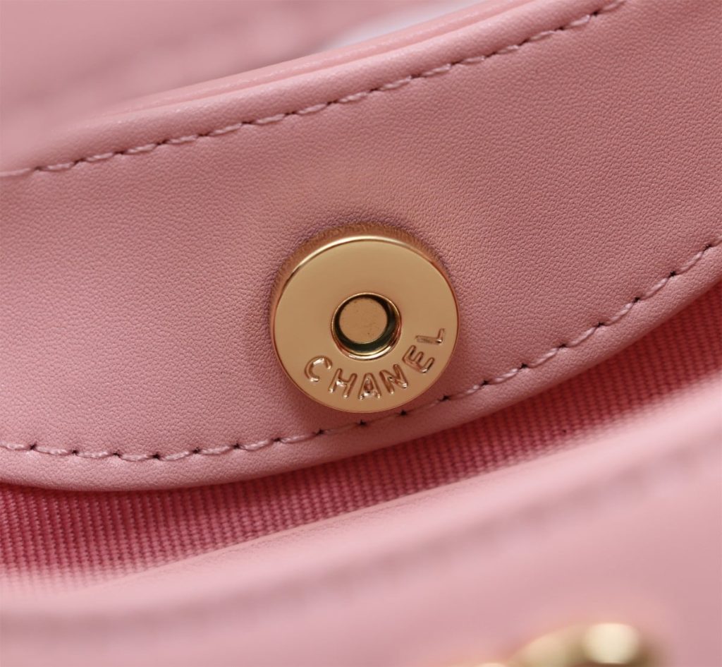 Chanel Shopping Bag Shiny Pink 19Cm As4854 B16220 Nw784 - Image 7