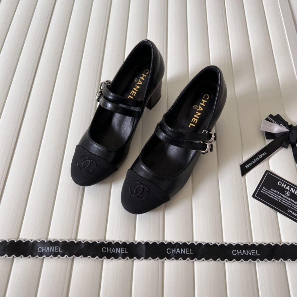 Chanel Mary Janes And Grosgrain Black G45696 B16524 Nx492 - Image 3