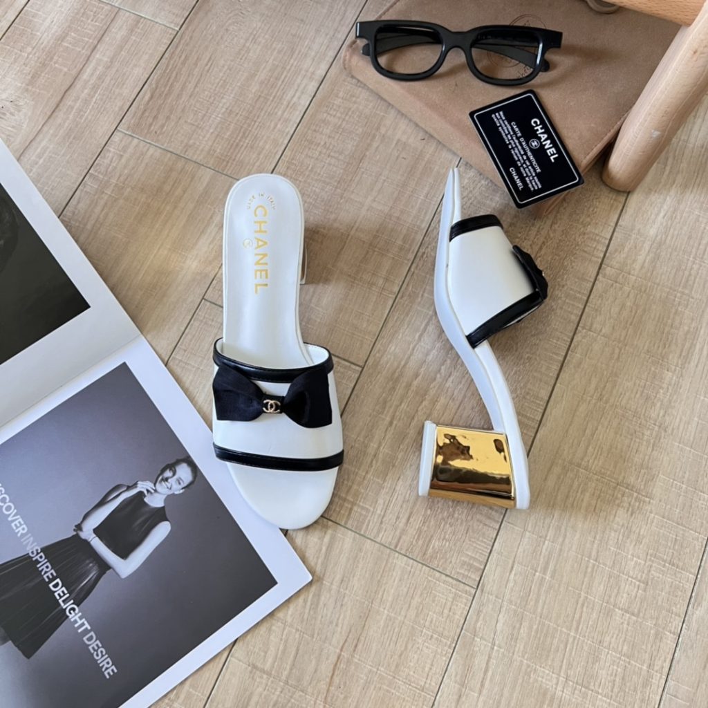 Chanel Grosgrain Ribbon Bow Mule Leather White - Image 4