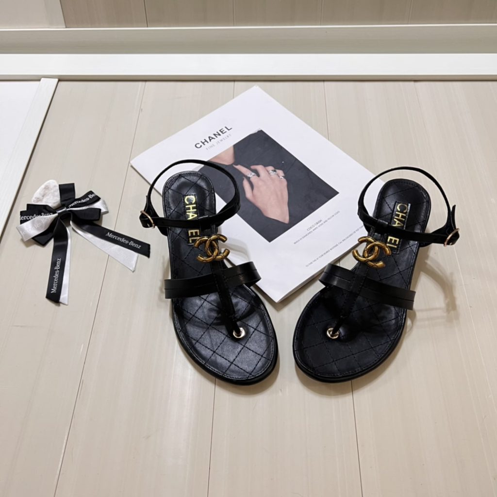 Chanel Sandal Open Round Toe Flip Flops Black - Image 9